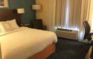 Kamar Tidur 6 Fairfield by Marriott Kalamazoo West