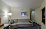 Common Space 3 Fairfield Inn & Suites by Marriott Cleveland Streetsboro