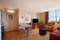 Common Space Homewood Suites by Hilton Falls Church - I-495 at Rt. 50