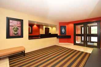 Lobi 4 Extended Stay America Suites Philadelphia Airport Tinicum Bl