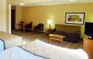 Lobby 7 Extended Stay America Suites Raleigh Cary Regency Parkway S