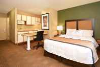 Bedroom Extended Stay America Suites Raleigh Cary Regency Parkway S