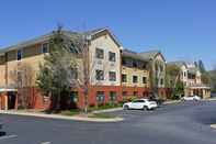 Bangunan Extended Stay America Suites Asheville Tunnel Rd