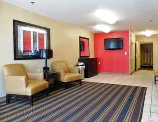 Lobby 2 Extended Stay America Suites Macon North