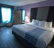 ห้องนอน 6 La Quinta Inn & Suites by Wyndham Clarksville