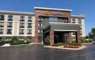 Bangunan 2 La Quinta Inn & Suites by Wyndham Clarksville