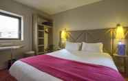 Phòng ngủ 7 B&B Hotel Paris 17 Batignolles