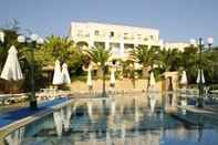 Swimming Pool Crithoni's Paradise Hotel
