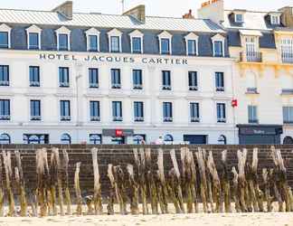 Bên ngoài 2 ibis Saint Malo Plage