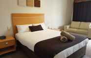 Kamar Tidur 5 Golden Reef Motor Inn