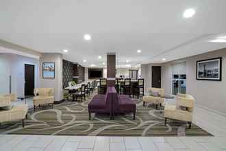 Lobi 4 La Quinta Inn & Suites by Wyndham Knoxville North I-75