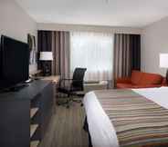 ห้องนอน 6 Country Inn & Suites by Radisson, Portland International Airport, OR