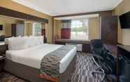 Bedroom 6 Microtel Inn & Suites by Wyndham Columbia/Fort Jackson N
