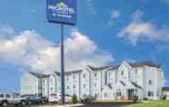 Exterior 7 Microtel Inn & Suites by Wyndham Lincoln