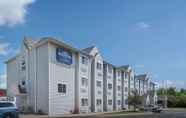 Exterior 2 Microtel Inn by Wyndham Onalaska/La Crosse