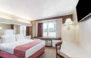 Kamar Tidur 5 Microtel Inn by Wyndham Wilson