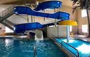 Swimming Pool 6 Country Inn & Suites by Radisson, Bismarck, ND