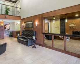 Lobby 4 Quality Inn & Suites
