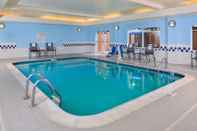 Swimming Pool Fairfield Inn & Suites By Marriott Beaumont