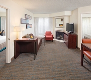 Common Space 5 Residence Inn by Marriott Livonia