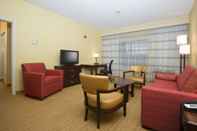 Common Space Courtyard by Marriott Roseville