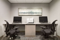 Functional Hall Homewood Suites by Hilton Williamsburg