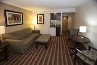 Common Space Best Western Plus Ambassador Suites Venice