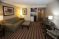 Common Space Best Western Plus Ambassador Suites Venice