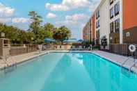 Swimming Pool Best Western Plus Wilmington/Wrightsville Beach