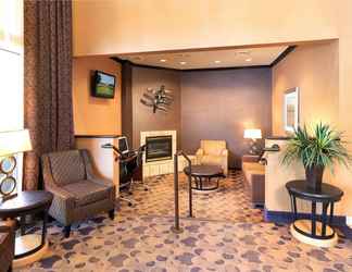 Lobby 2 Crystal Inn Hotel & Suites Midvalley