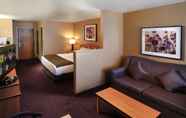 Bedroom 5 Crystal Inn Hotel & Suites Midvalley