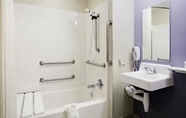 In-room Bathroom 4 Microtel Inn & Suites by Wyndham Denver Airport