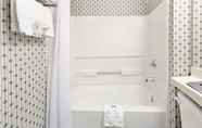 In-room Bathroom 6 Microtel Inn & Suites by Wyndham Denver Airport