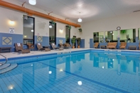 Swimming Pool Holiday Inn Express & Suites Charlottetown, an IHG Hotel