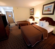 Bedroom 5 Bayside Hotel of Mackinac