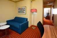 Common Space Fairfield Inn & Suites by Marriott Winston-Salem Hanes Mall