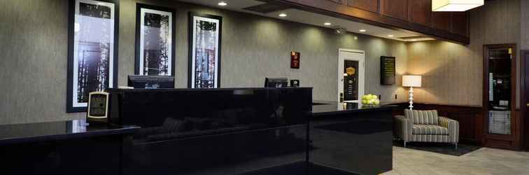 Lobby Sandman Hotel Grande Prairie