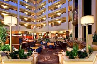 Lobi 4 Sheraton Sioux Falls & Convention Center