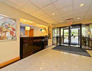 Lobby 2 Holiday Inn Express - Vero Beach, an IHG Hotel