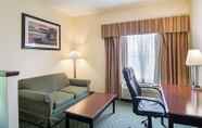 Common Space 6 Quality Inn & Suites near I-80 and I-294