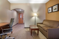 Common Space Comfort Suites