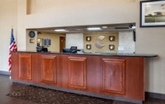 Lobby 6 Comfort Suites