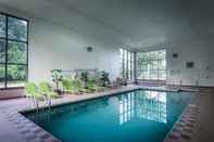 Swimming Pool Sleep Inn