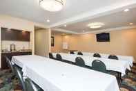 Functional Hall Hampton Inn Port Huron