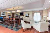 Lobi Hampton Inn Port Huron