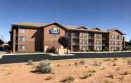 Exterior 6 Days Inn & Suites by Wyndham Page Lake Powell