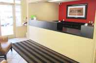 Lobi Extended Stay America Suites Seattle Bellevue Factoria