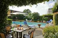 Swimming Pool The Originals City, Hôtel de Bordeaux, Bergerac