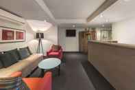 Lobby Adina Serviced Apartments Canberra Kingston