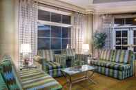 Lobi La Quinta Inn & Suites by Wyndham Charlotte Airport South